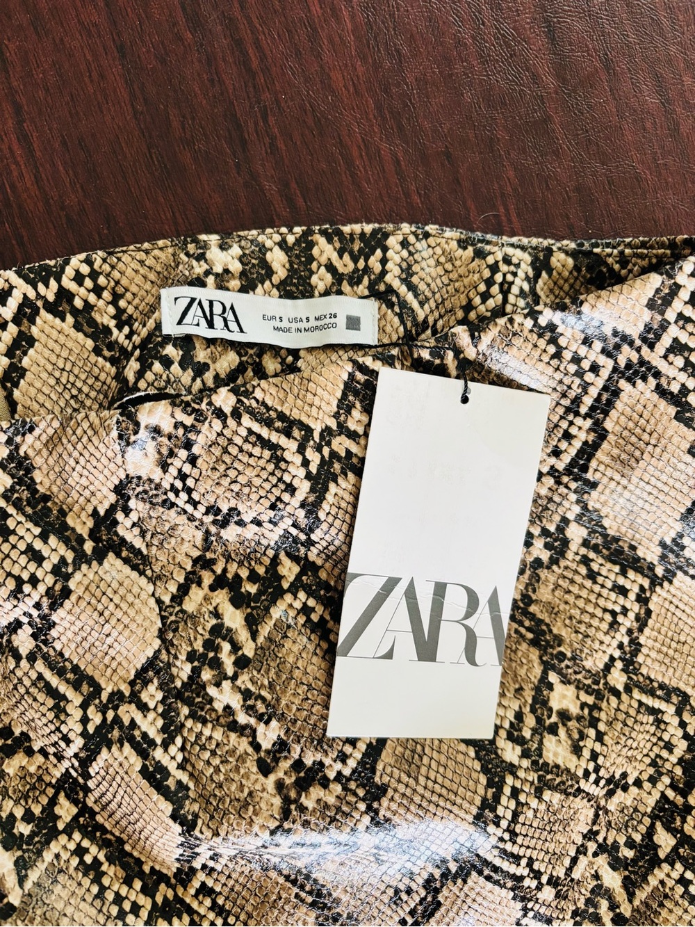 ZARA Snakeskin Print Mini Skirt | NWT 🐍✨ - Picture 5 of 5